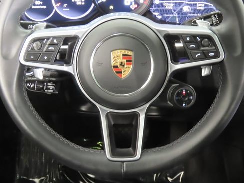 Certified 2023 Porsche Cayenne Platinum Edition AWD/4WD image 19