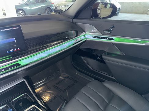 Used 2023 BMW 740i 740i image 31