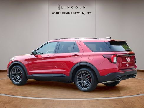 Used 2026 Ford Explorer ST w/ Sun And Sound Package AWD/4WD image 7
