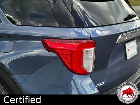 Used 2021 Ford Explorer XLT AWD/4WD image 13