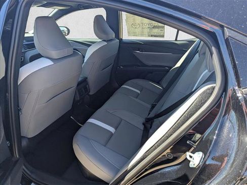 Used 2026 Toyota Camry SE w/ Convenience Package image 16