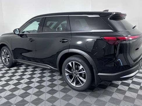 Certified 2026 INFINITI QX60 Pure w/ Cargo Package FWD image 5