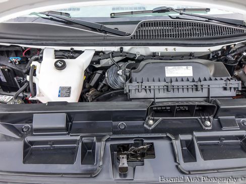 Used 2024 Chevrolet Express 3500 w/ Power Convenience Package RWD image 20