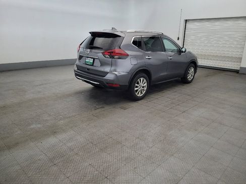 Used 2019 Nissan Rogue SV AWD/4WD image 9