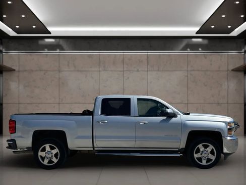 Used 2015 Chevrolet Silverado 2500 LT image 4