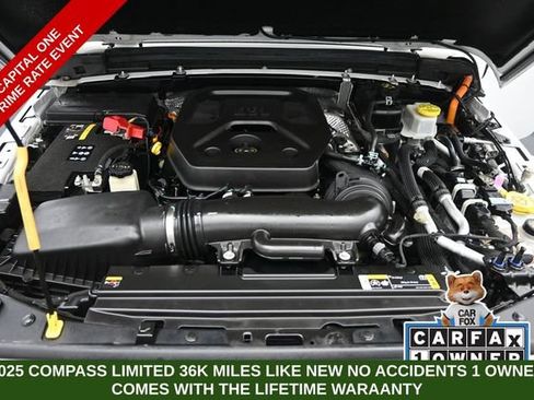 Used 2024 Jeep Wrangler Unlimited w/ Convenience Group AWD/4WD image 43