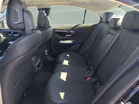 Certified 2025 Mercedes-Benz E 350 Sedan image 10