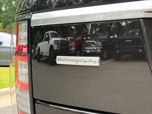 Used 2015 Land Rover Range Rover Autobiography AWD/4WD image 11