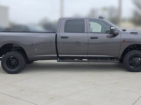 New 2026 RAM 3500 Tradesman AWD/4WD image 7