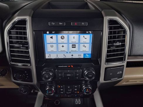 Used 2016 Ford F150 Lariat image 8