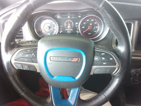 Used 2019 Dodge Charger SXT w/ Leather Interior Group RWD image 7