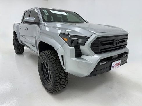 New 2026 Toyota Tacoma SR5 AWD/4WD image 2
