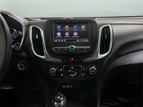 Used 2021 Chevrolet Equinox LT FWD image 18