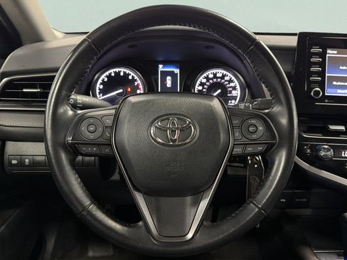 Used 2023 Toyota Camry SE FWD image 32