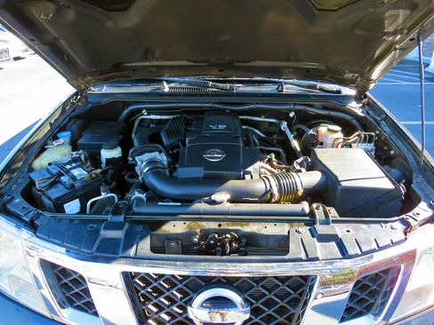 Used 2018 Nissan Frontier SV w/ Value Truck Package image 33