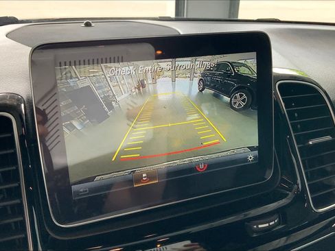 Used 2017 Mercedes-Benz GLE 350 image 27