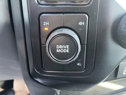 New 2025 Ford F550 4x4 Regular Cab Super Duty image 12