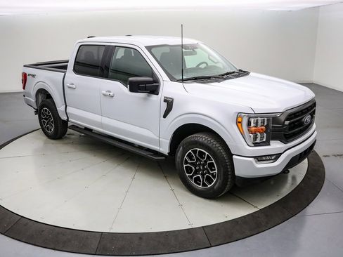 Certified 2022 Ford F150 XLT w/ Equipment Group 302A High image 2