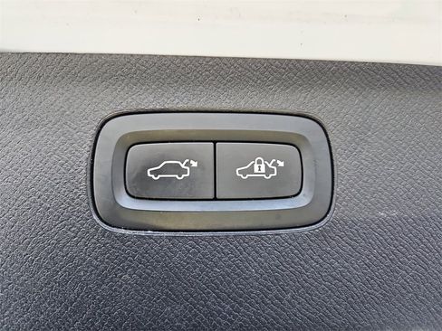 Used 2019 Volvo XC90 T6 Inscription w/ Advanced Package image 24