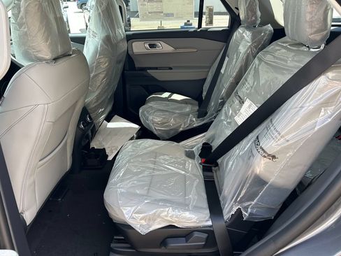 New 2026 Ford Explorer Active w/ Active Comfort Package AWD/4WD image 39