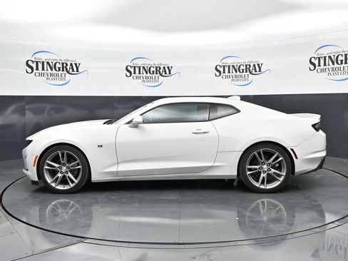 Used 2022 Chevrolet Camaro LT w/ RS Package RWD image 4