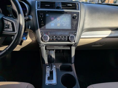 Used 2018 Subaru Outback 2.5i Premium image 29