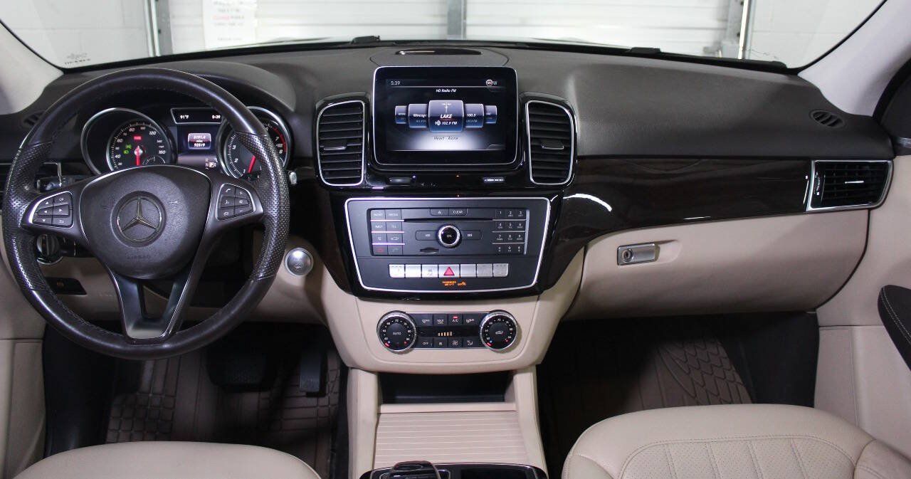Used 2017 Mercedes-Benz GLE 350 image 12