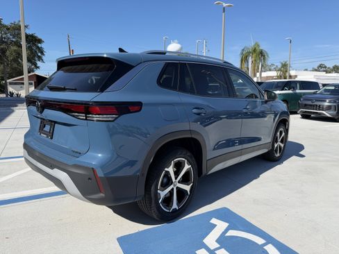 New 2026 Volkswagen Tiguan SE image 3