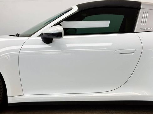 Used 2024 Porsche 911 Targa 4S w/ Premium Package image 19