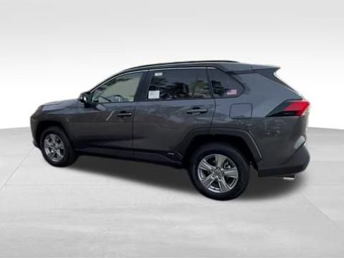 New 2025 Toyota RAV4 XLE image 5