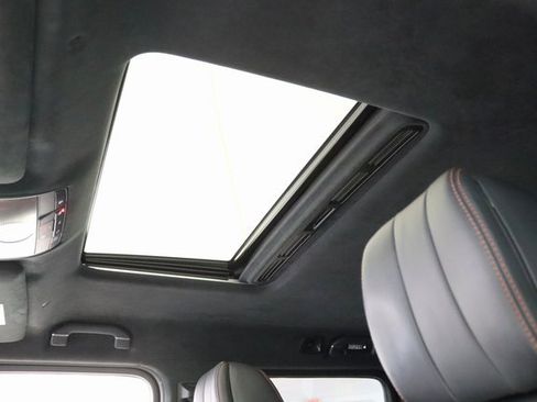 Used 2022 Mercedes-Benz G 550 image 5