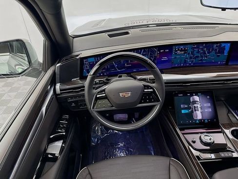 Used 2025 Cadillac Escalade Premium Luxury w/ Touring Package image 24