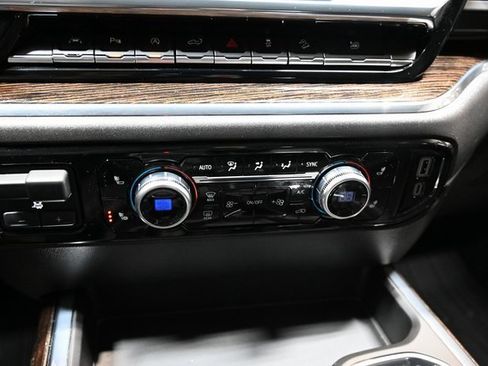 Used 2024 GMC Sierra 1500 Elevation w/ Elevation Premium Package image 18