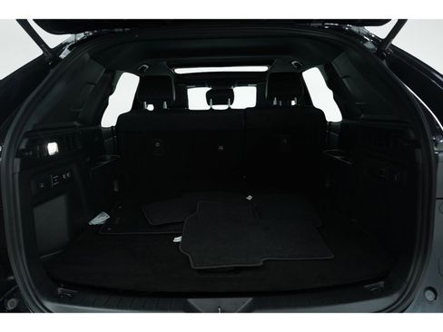 Used 2025 MAZDA CX-70 Plug-In Hybrid w/ Premium Plus image 17