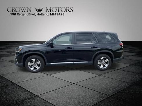 Used 2025 Honda Pilot EX-L image 9