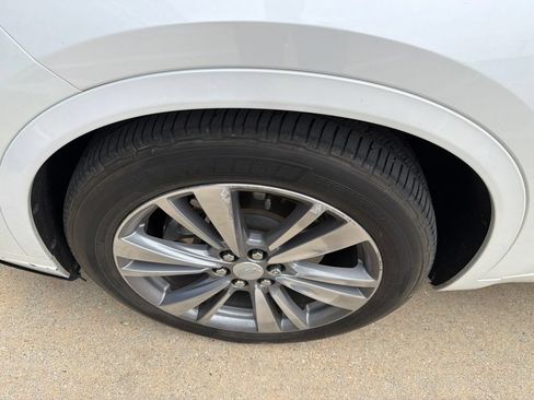 Used 2020 Cadillac XT6 Premium Luxury FWD image 6