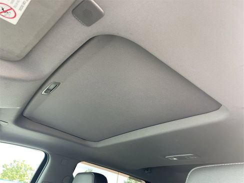 Used 2020 Chevrolet Silverado 2500 LTZ w/ LTZ Convenience Package image 22