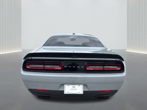 Used 2021 Dodge Challenger SRT Hellcat image 6