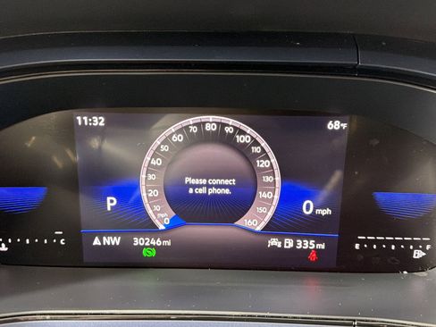 Used 2023 Volkswagen Taos SE w/ Black Wheel Package FWD image 15