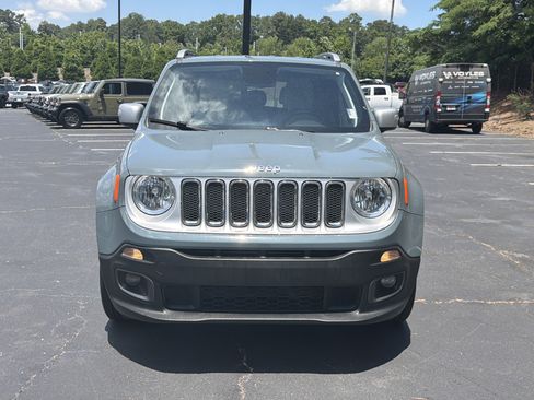 Used 2018 Jeep Renegade Limited FWD image 3