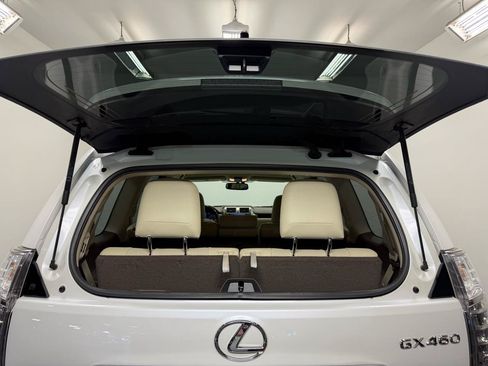Used 2018 Lexus GX 460 Luxury w/ Preferred Accessory Package AWD/4WD image 37