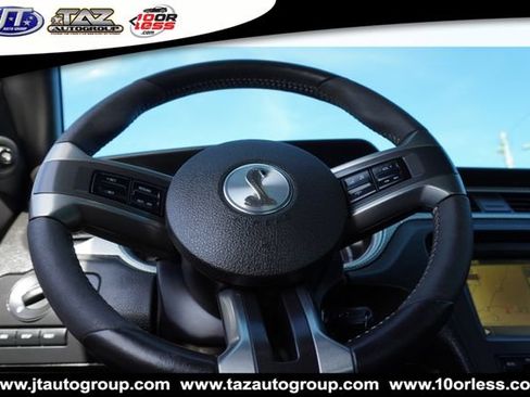 Used 2010 Ford Mustang Shelby GT500 RWD image 17
