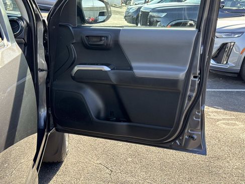 Used 2023 Toyota Tacoma SR5 w/ SR5 Appearance Package image 13
