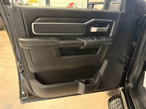 Used 2025 RAM 2500 Big Horn AWD/4WD image 42
