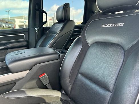 Used 2022 RAM 1500 Laramie w/ Sport Appearance Package AWD/4WD image 36