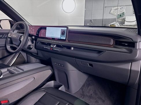 New 2026 Kia EV9 Land w/ Nightfall Edition Package image 34