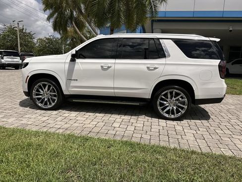 Used 2025 Chevrolet Tahoe LS AWD/4WD image 32