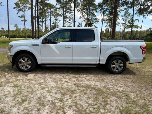 Used 2018 Ford F150 XLT w/ Equipment Group 301A Mid RWD image 2