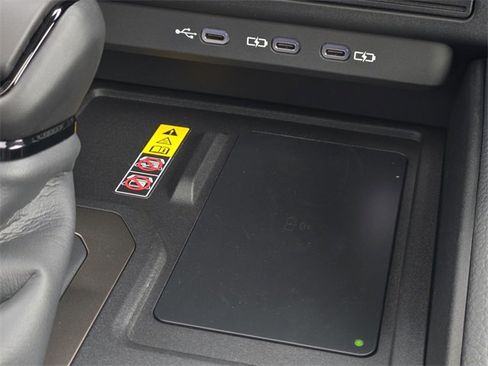 Used 2025 Toyota Land Cruiser w/ Premium Package image 22