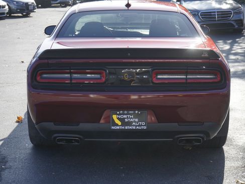 Used 2019 Dodge Challenger R/T Scat Pack image 9